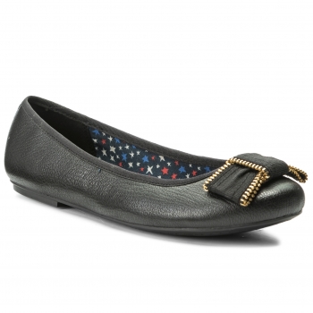 Jesień w kobiecym stylu - lordsy, oxfordy a może mokasyny?