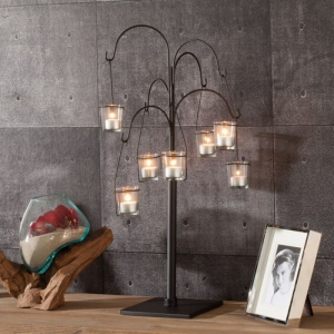 Ponadczasowe dekoracje do domu, czyli świece i świeczniki