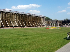 KUJAWY - ZASÓB PIĘKNYCH ZABYTKÓW I CIEKAWEJ HISTORII
