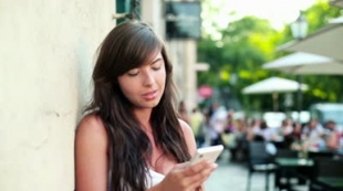 Rozszyfruj mężczyznę po jego SMS-ach