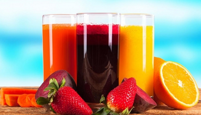 Sok, nektar, napój - na czym polegają różnice? Który jest lepszy i zdrowszy?