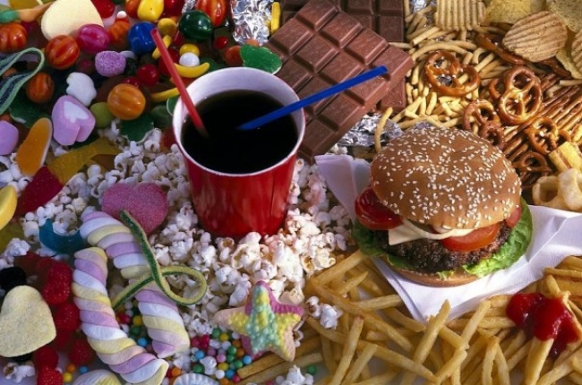 Używki, które powinnaś ograniczyć lub wyeliminować ze swojego jadłospisu