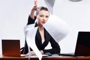 Przyjaciółka szefem. Czy taki układ ma szansę przetrwać?